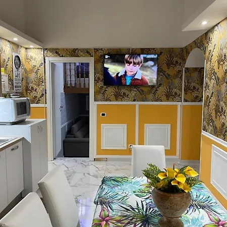 Elina's Puteoli House